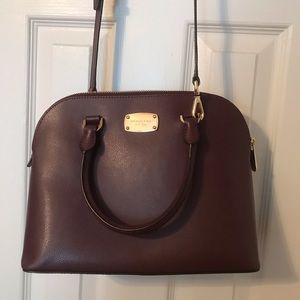 Micheal Kors Satchel Purse In Burgundy